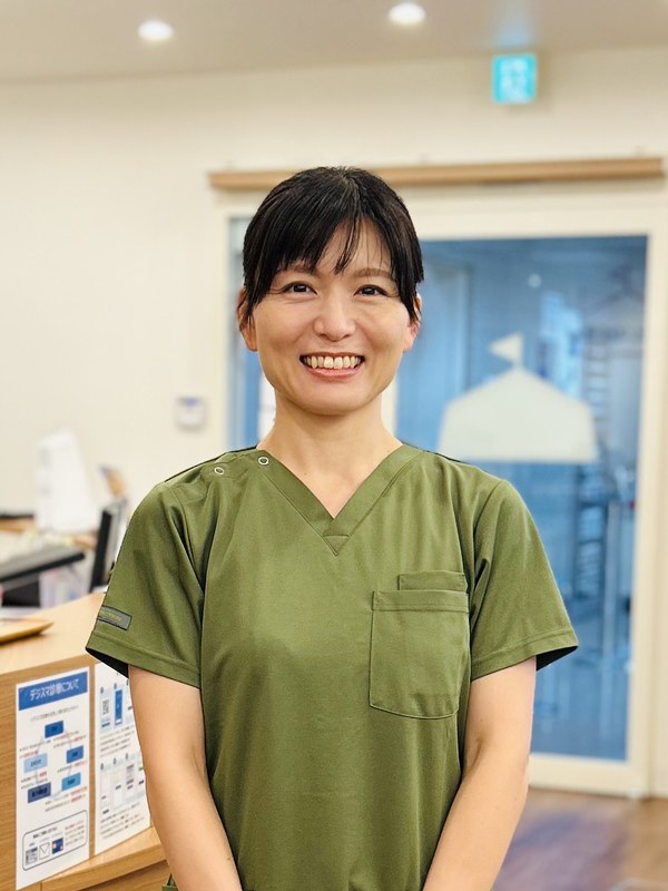 貝川 葉子